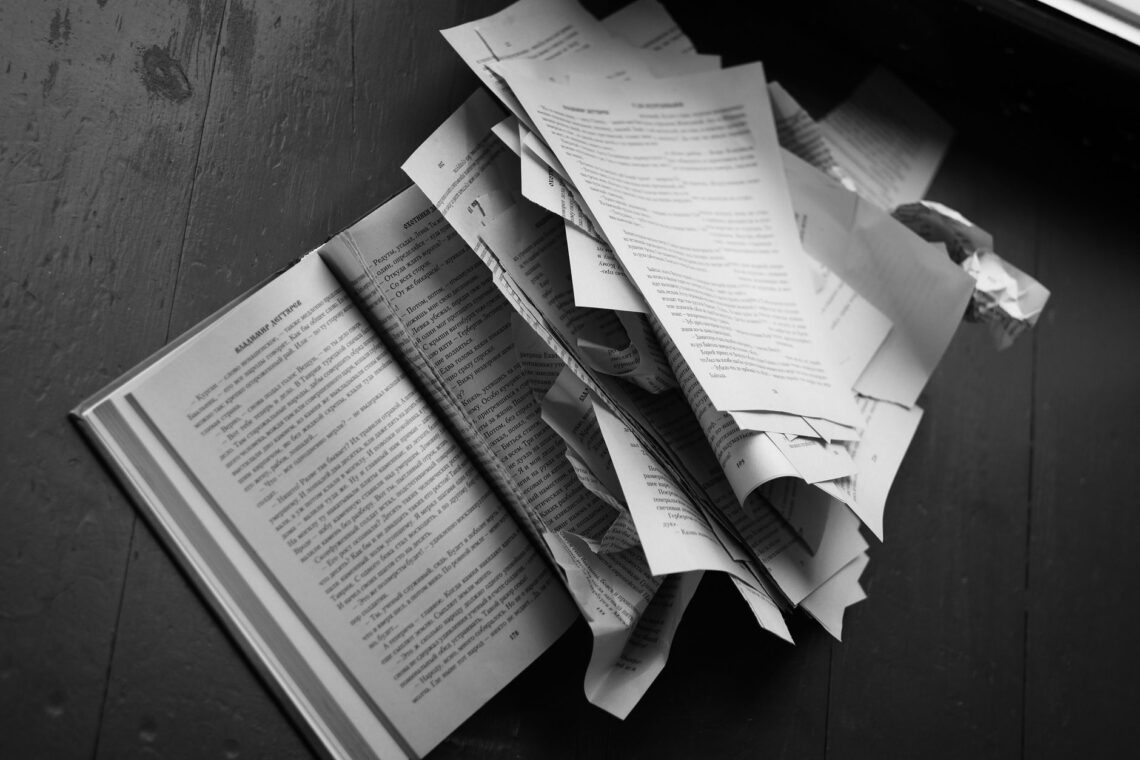 GRE Issue Essay Body Paragraphs: How to Structure, Support, and Link to Your Thesis
